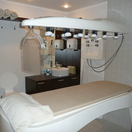 Pirita Marina & 3*